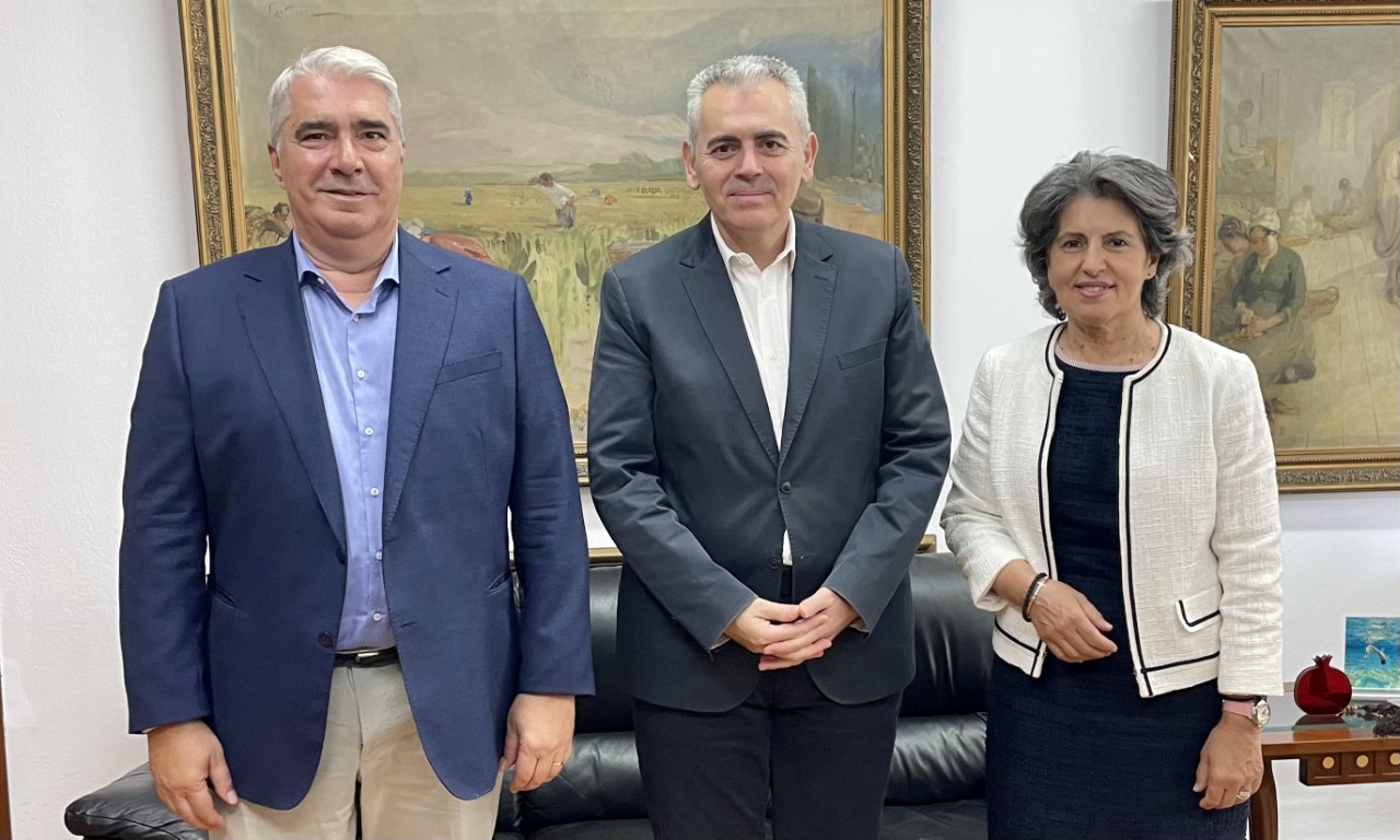 Μάξιμος με Υφυπουργό